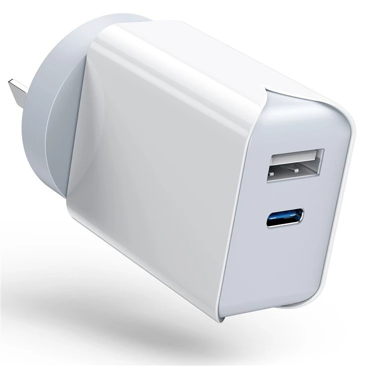 Augstas izejas Qc 3.0 Daudzportu USB sienas lādētājs